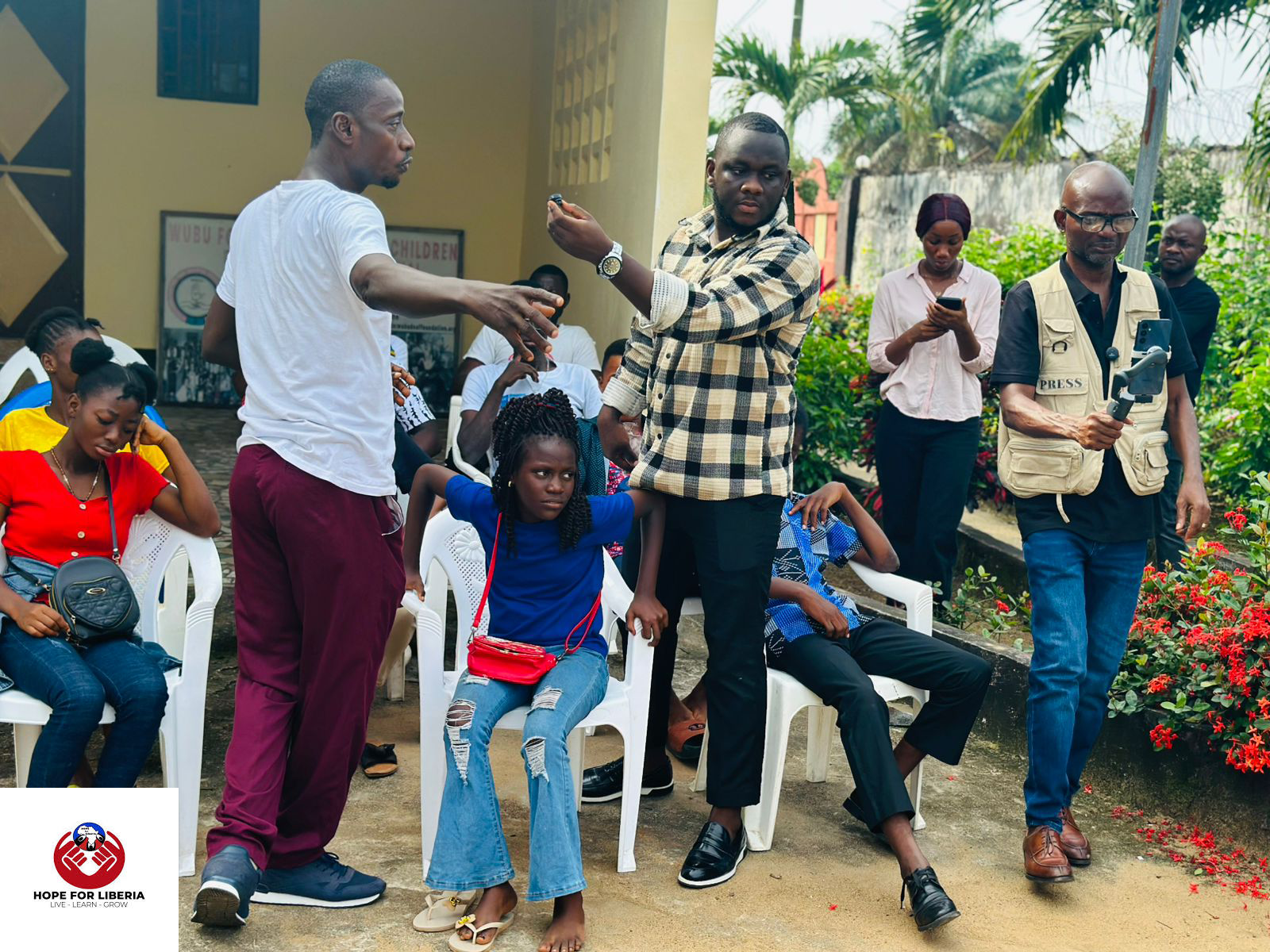 Description of Image 4